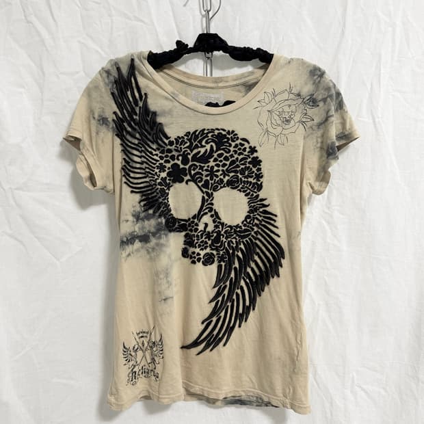 Buckaroo skull wing top