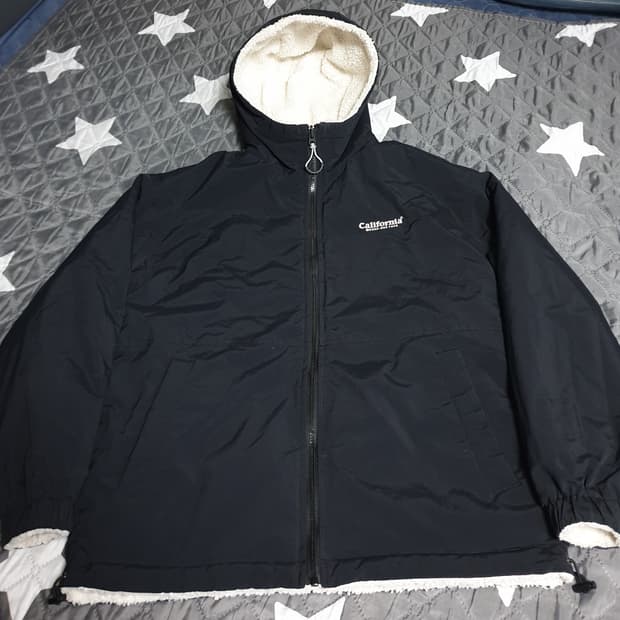 후아유 캘리포니아 양털 리버시블 패딩 점퍼 블랙 (M)