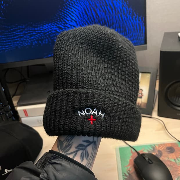 노아 비니 블랙