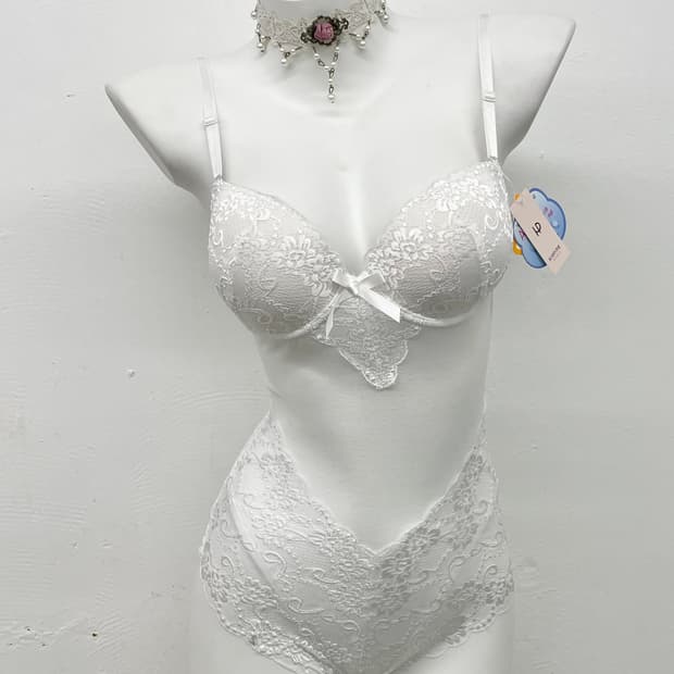 화이트페어리 레이스 바디수트