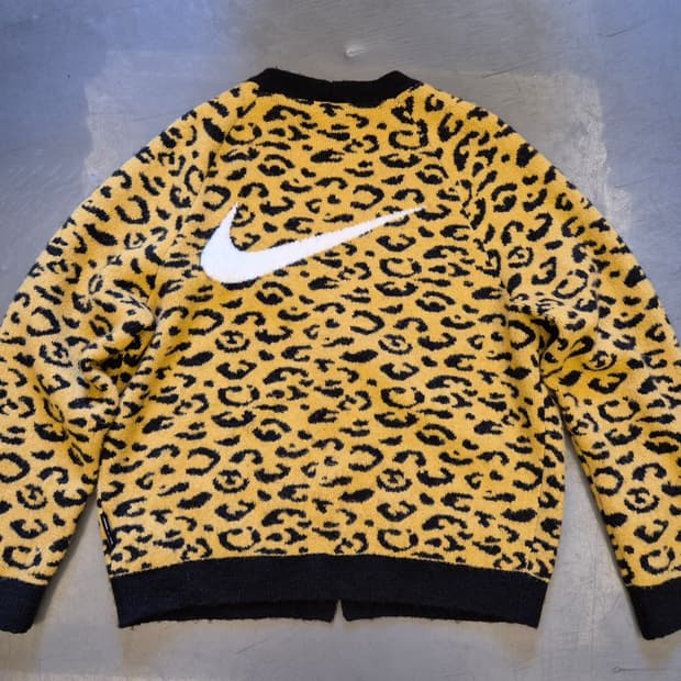 나이키NSW 레오파드 가디건