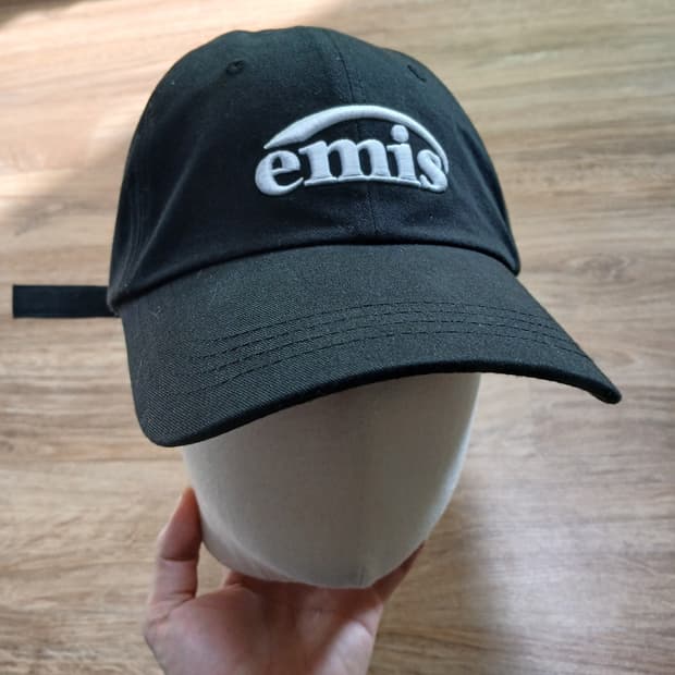 emis 이미스 볼캡 모자