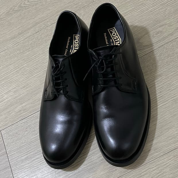 포스트맨 커뮤터 블랙 구두 260