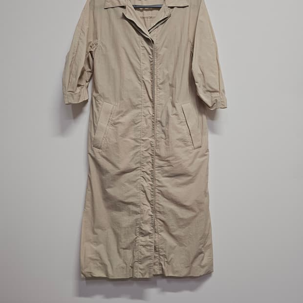 데코 베이지 7부 롱 셔츠형 원피스