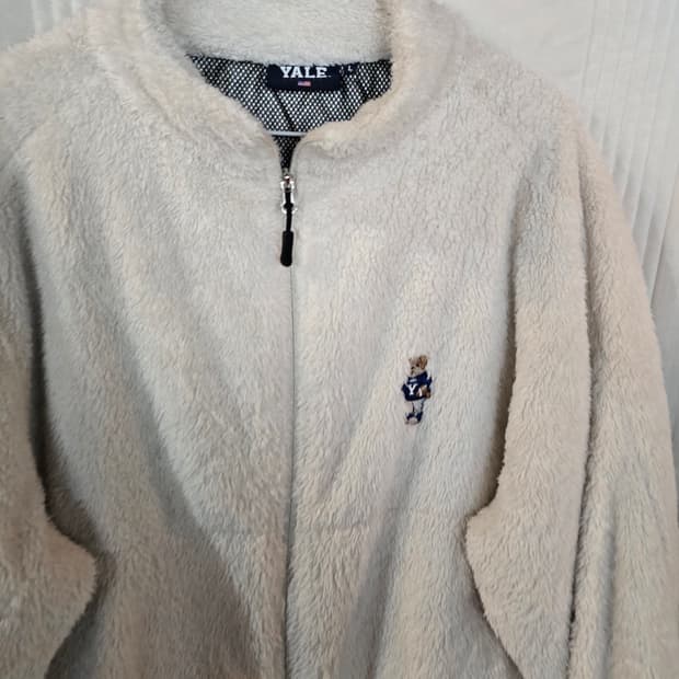 YALE 예일 뽀글이 플리스 자켓 아이보리