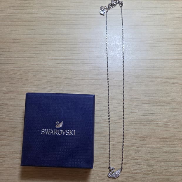 이체시0.5할인) 스와로브스키 실버스완 목걸이 necklace