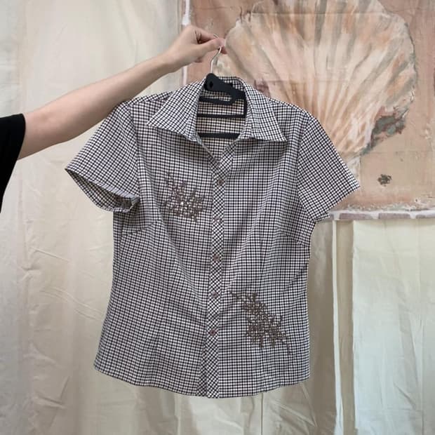 브라운 깅엄 체크 플라워 큐빅 셔츠