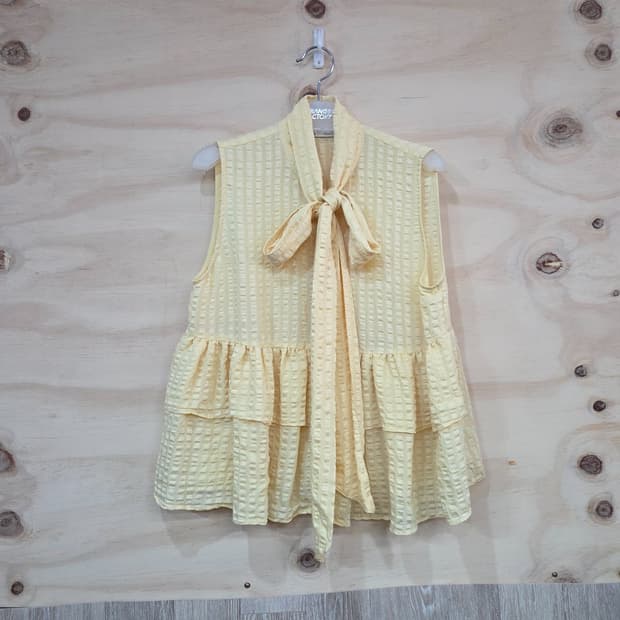 335) 자라 ZARA 엠보싱 민소매 블라우스