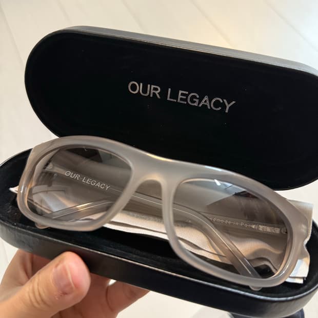 아워레가시 쉘터 선글라스