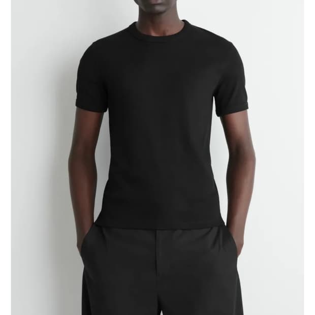 cos 슬림 리브드 코튼 티셔츠 