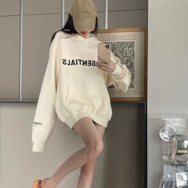 에센셜 후드티 화이트(새상품급)