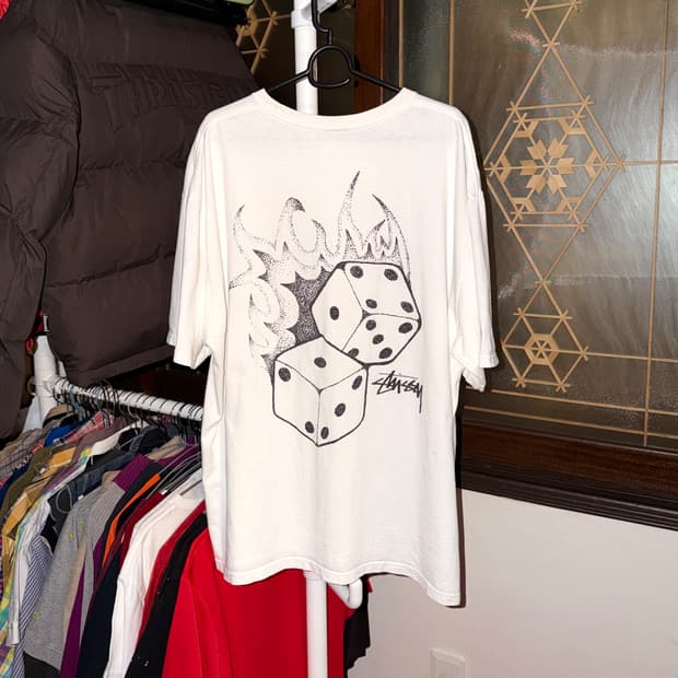 스투시 파이어 다이스 티셔츠 화이트