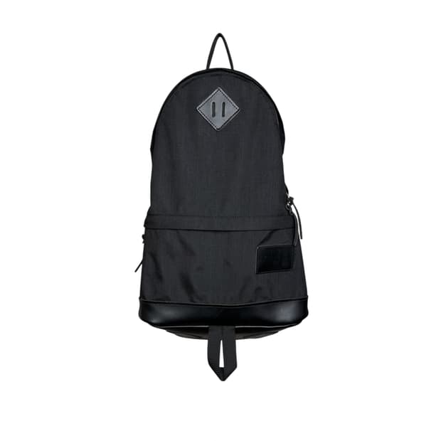 field daypack black
