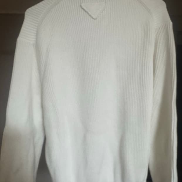 25ss 프라다 백로고 니트 46