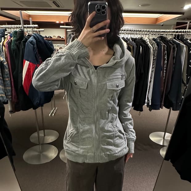 4L)Dig Deep 빈티지 여성 셔링&금장버튼&포켓 디테일 후드집업