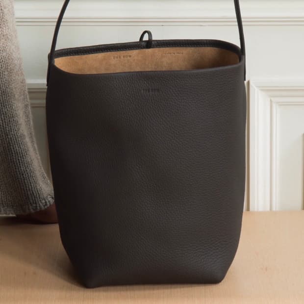 더로우 파크백 딥브라운 미디움 팝니다