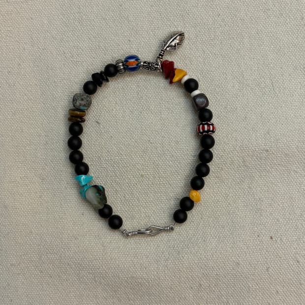 오프화이트 스톤 믹스 팔찌