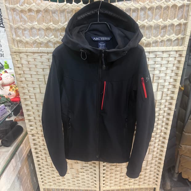 55-66 정품 아크테릭스 감마MX 소프트쉘 후디자켓 팝니다