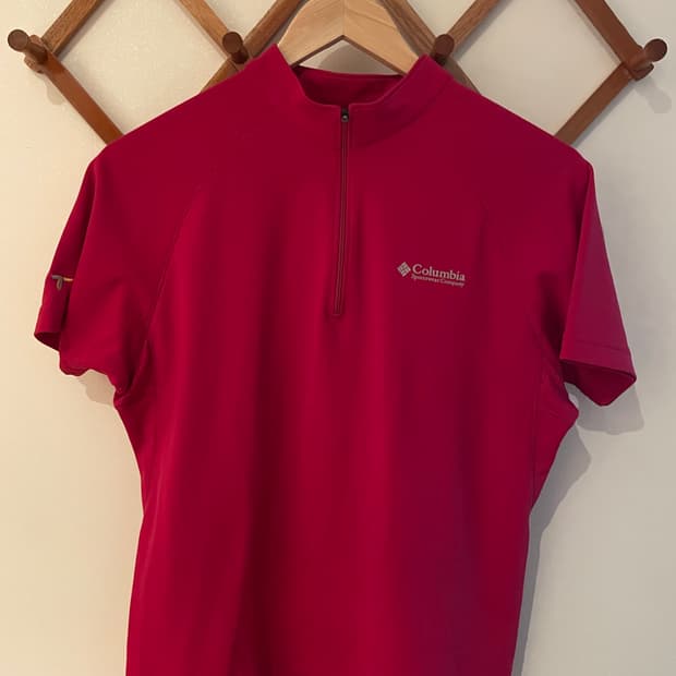 Columbia Half Zip-up Top