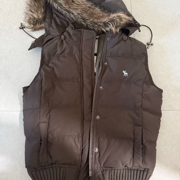 아베크롬비 퍼 패딩 조끼 브라운 모자 퍼 홀리스터 빈티지 브라운