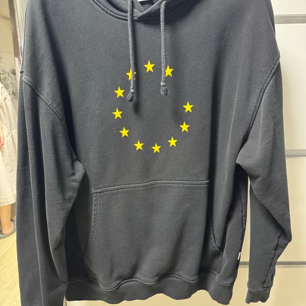 수베니어 후드 XL 판매합니다.