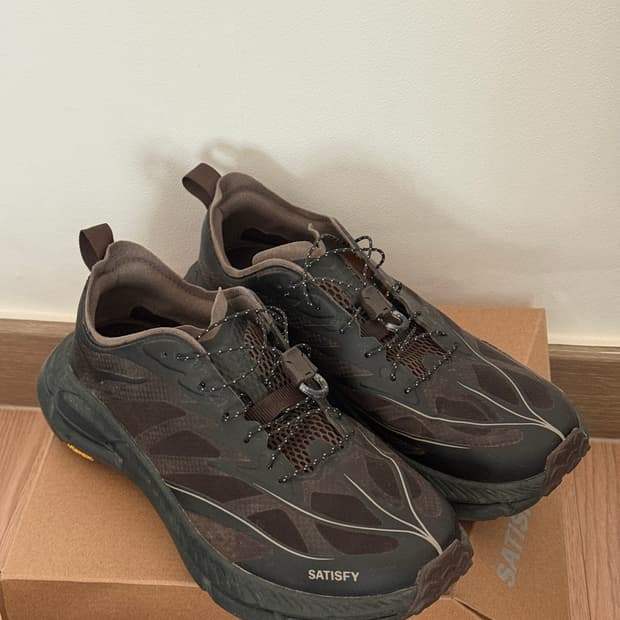 호카 x 새티스파이 마파테 스피드4 라이트커피(8.5)