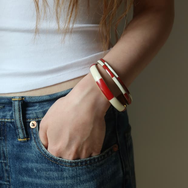red block bangle set