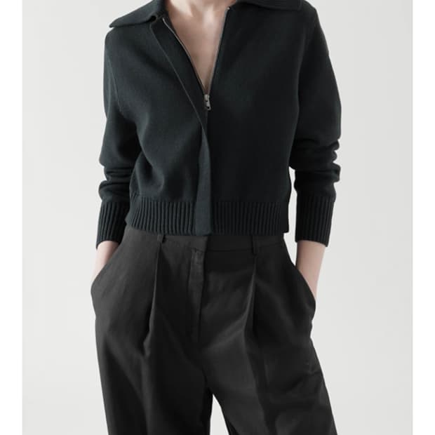 COS 카라 집업 니트 