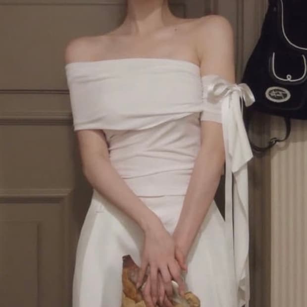 새상품)thetis 더티스 오프숄더 블라우스 슬리브 (s)