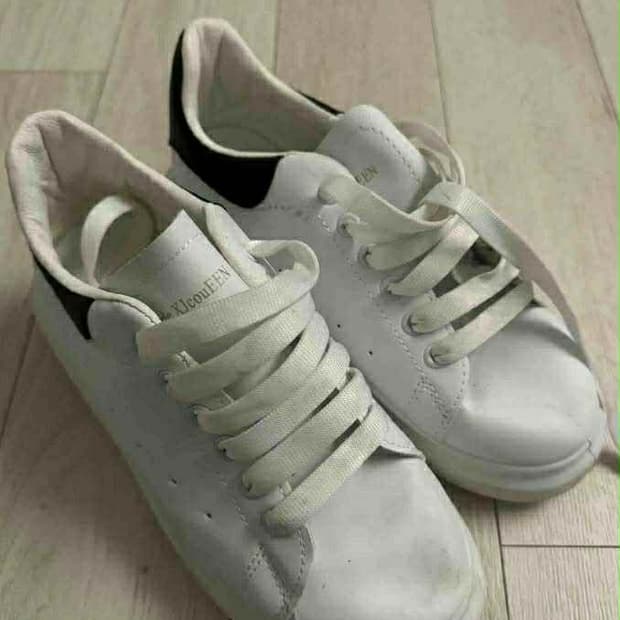 알랙산더 맥퀸 오버솔 스니커즈 신발