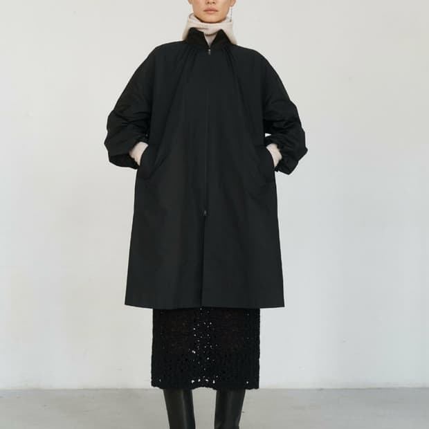 아모멘토 셔링 드레스 점퍼 블랙 0 size