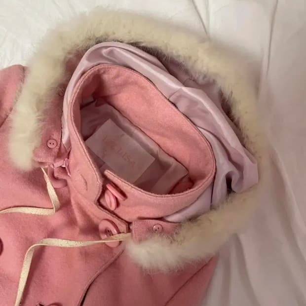 리즈리사 라떼갸루 폼폼 후드 코트 핑크 퍼