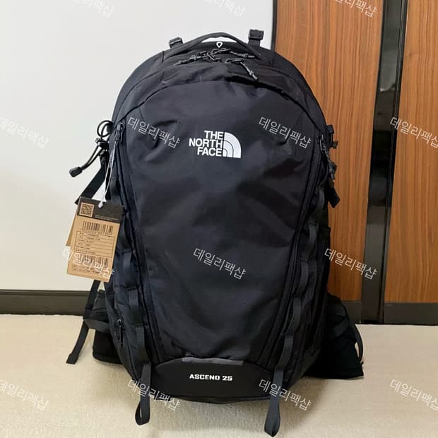 노스페이스 어센드엘티 25L 등산백팩 블랙