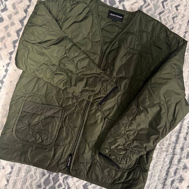 예스아이씨 퀄티드 카모 자켓 YESEYESEE Quilted Camo L