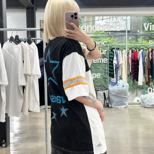 벤슨 로고 자수 별 프린팅 레이싱 반팔티