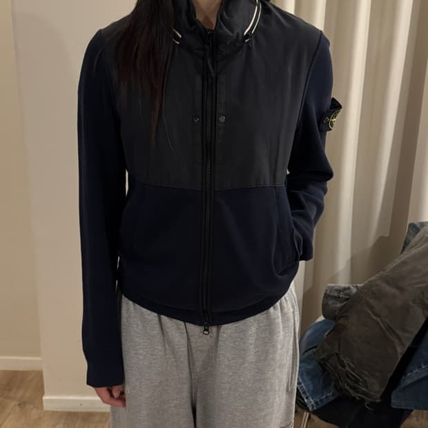 스톤아일랜드 니트 집업 S