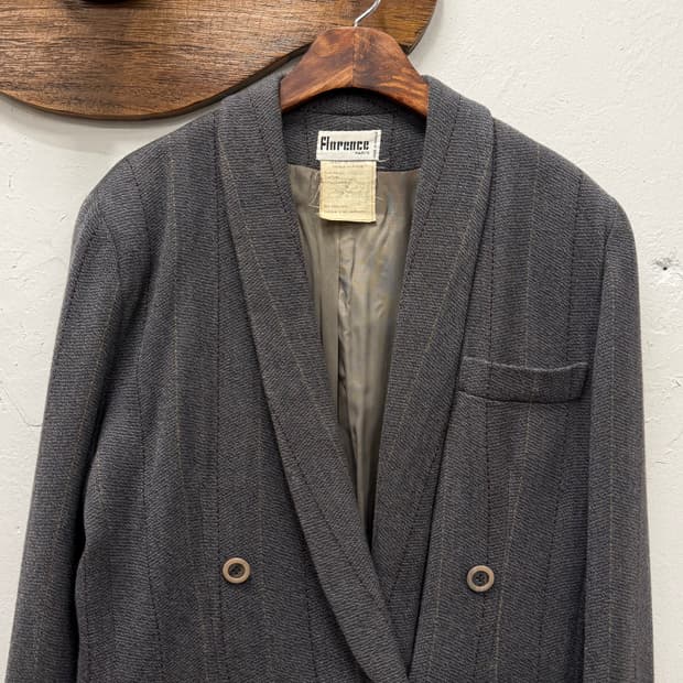 66) FRANCE Florence Paris Double-Breaste