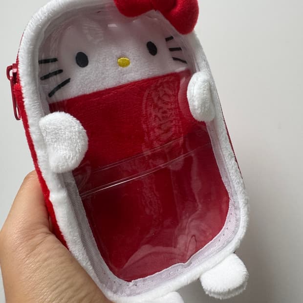 산리오 헬로키티 파우치 키링