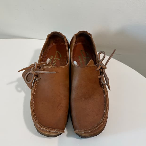 클락스 왈라비 36.5 (235) 