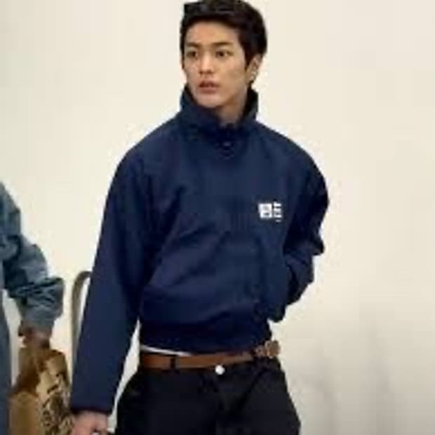 코르티스 엄성현 자켓 