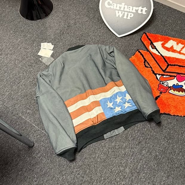 [5] 비즈빔 15AW 토르손 성조기 봄버 초판 올리브