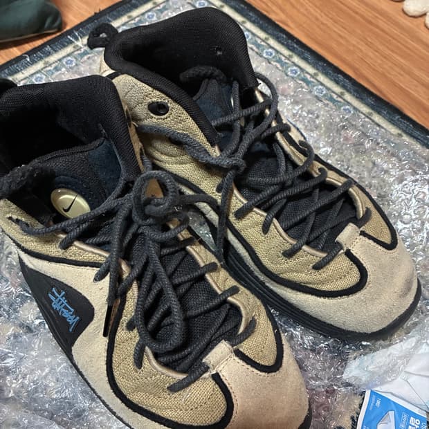 스투시 나이키 에어페니 8.5/265