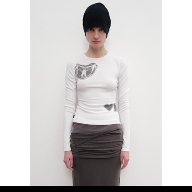 오픈와이와이 허그앤하트탑 화이트