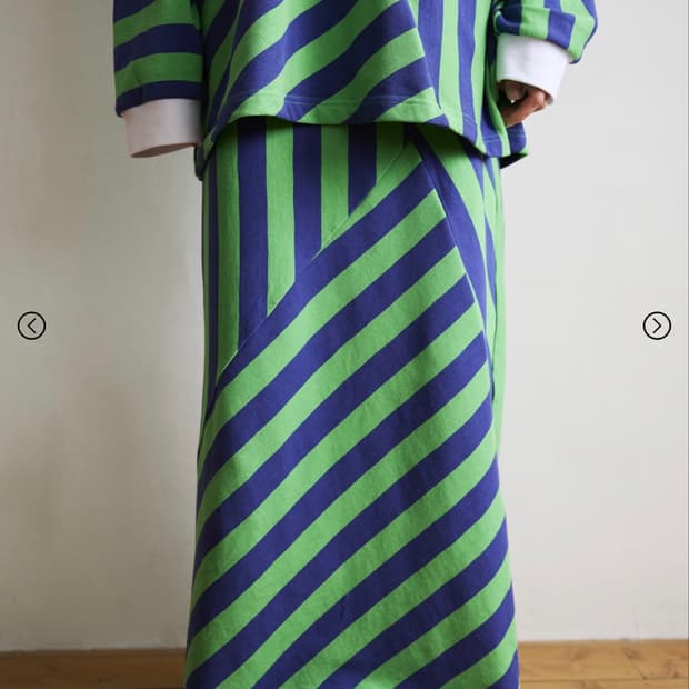 POSHA dizzy stripe skirt