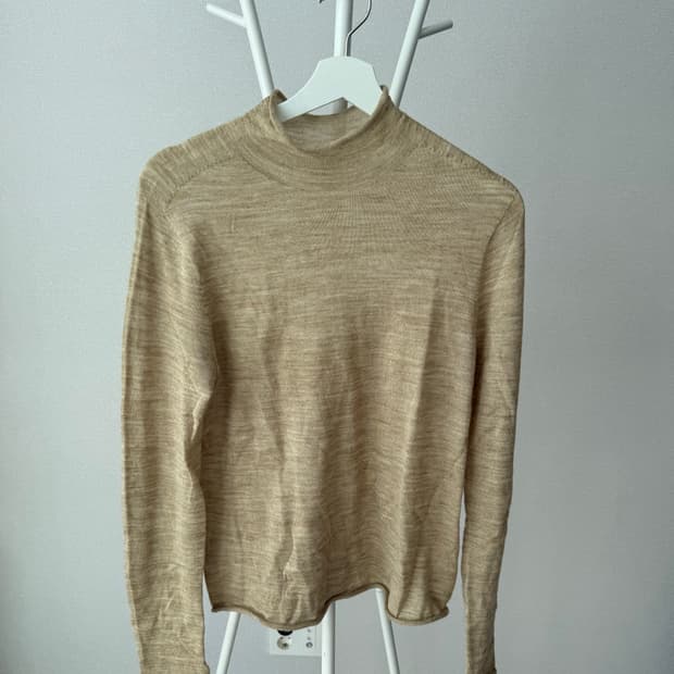 모이아 폴라티셔츠