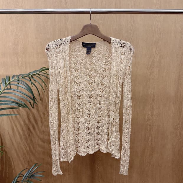 도나카란 뉴욕 레이스 긴팔 니트 시스루 크로셰 가디건 베이지