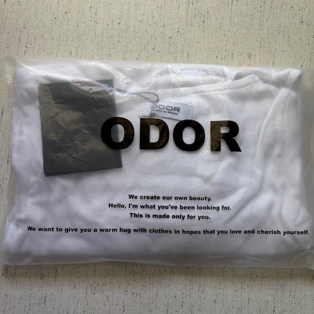 오도어 리브티 화이트 새상품