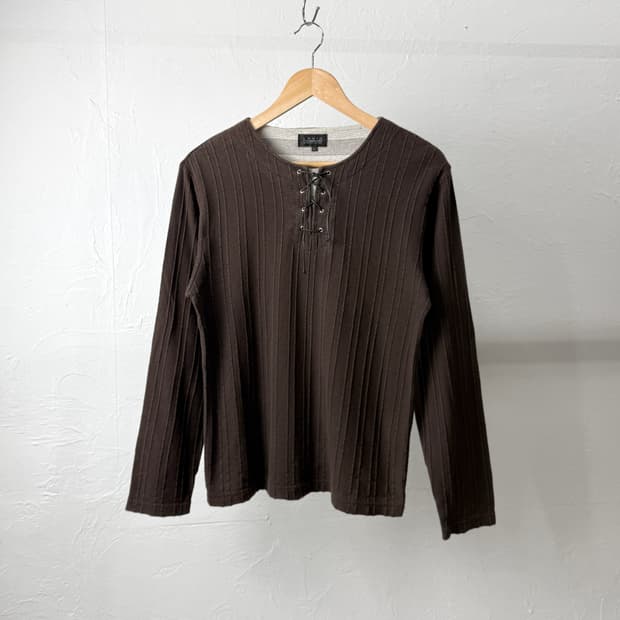 Louis Chavlon 레이스업 롱 슬리브