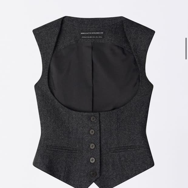 스컬프터 울 베스트 삽니다