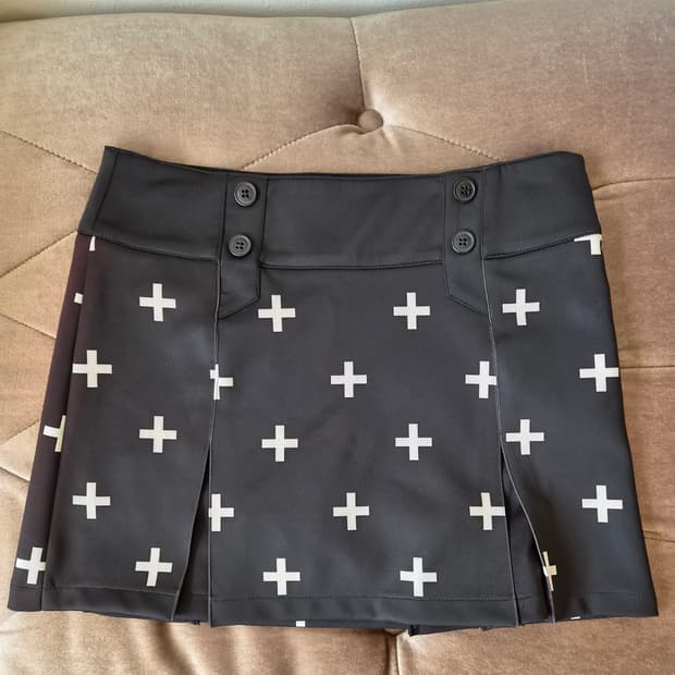 와이드앵글 여성 블랙치마반바지 64사이즈